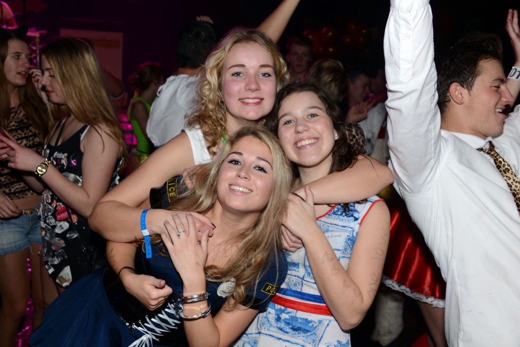 ../Images/Jubileum feest 5x11 605.jpg